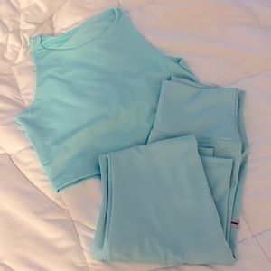 MINT yoga set 🧘🏻‍♀️